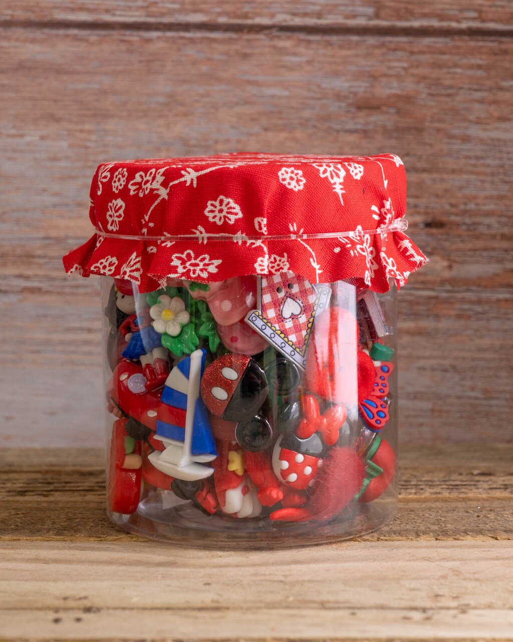 Dress It Up Button Shop Color Jars in Red 80 Piece Assortment